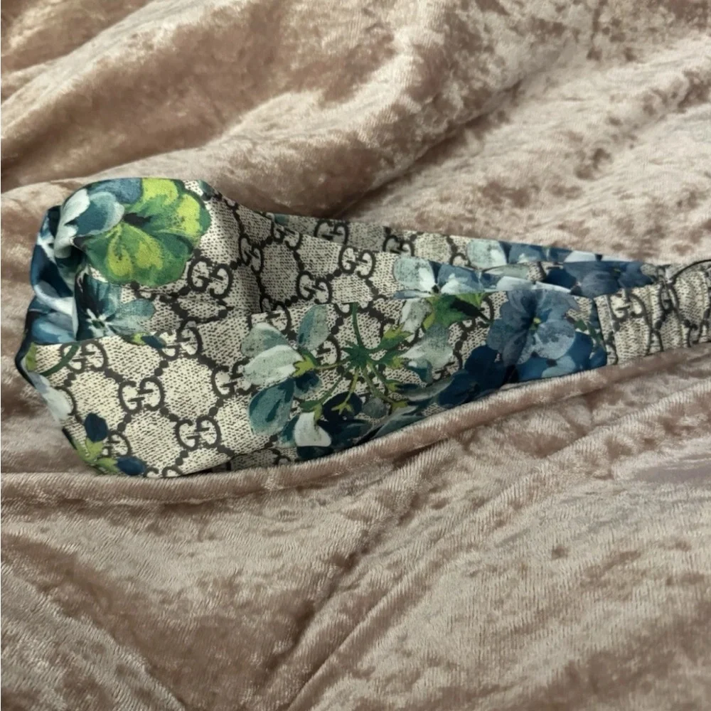 Gucci Blue Floral Silk GG Monogram Headband Turban - Picture 4 of 5
